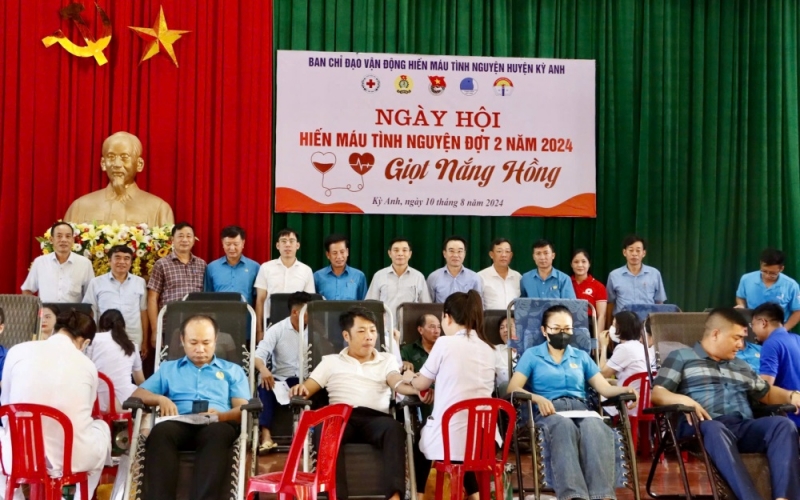 Huyện Kỳ Anh: Thu nhận 325 đơn vị máu từ Ngày hội hiến máu tình nguyện đợt 2